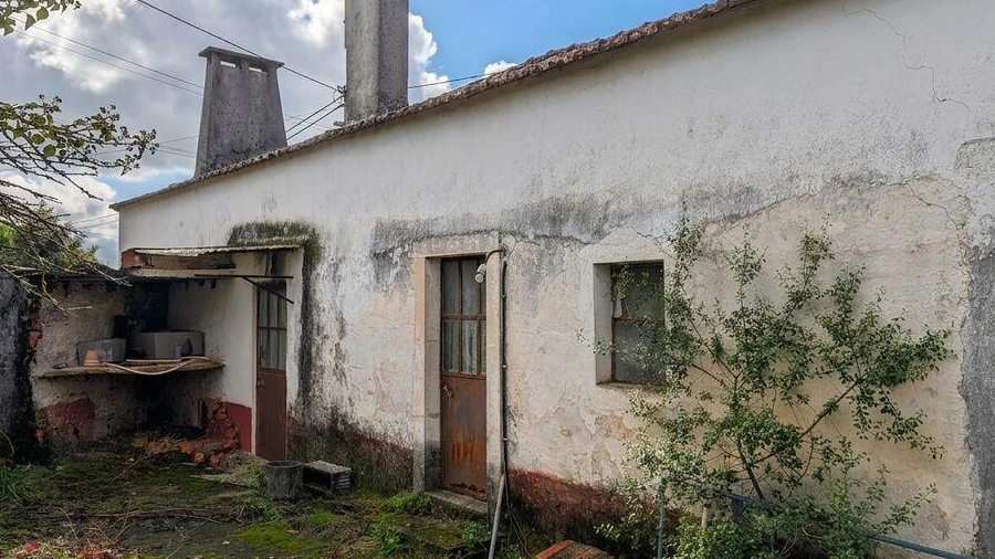 Moradia T2 para Venda em Brogueira, Parceiros de Igreja e Alcorochel
