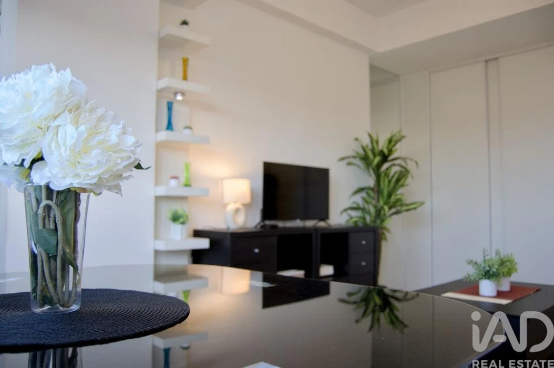 Apartamento T1 para Venda em Alfragide Foto 1