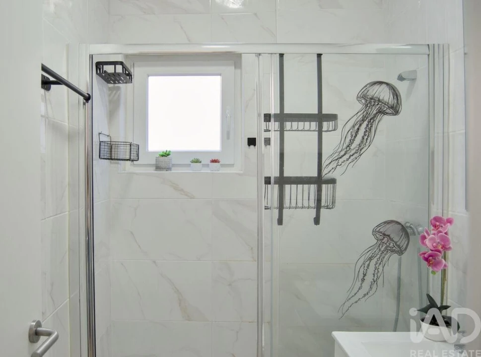 Apartamento T1 para Venda em Alfragide Foto 7