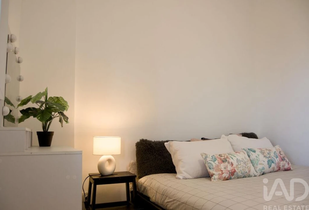 Apartamento T1 para Venda em Alfragide Foto 14