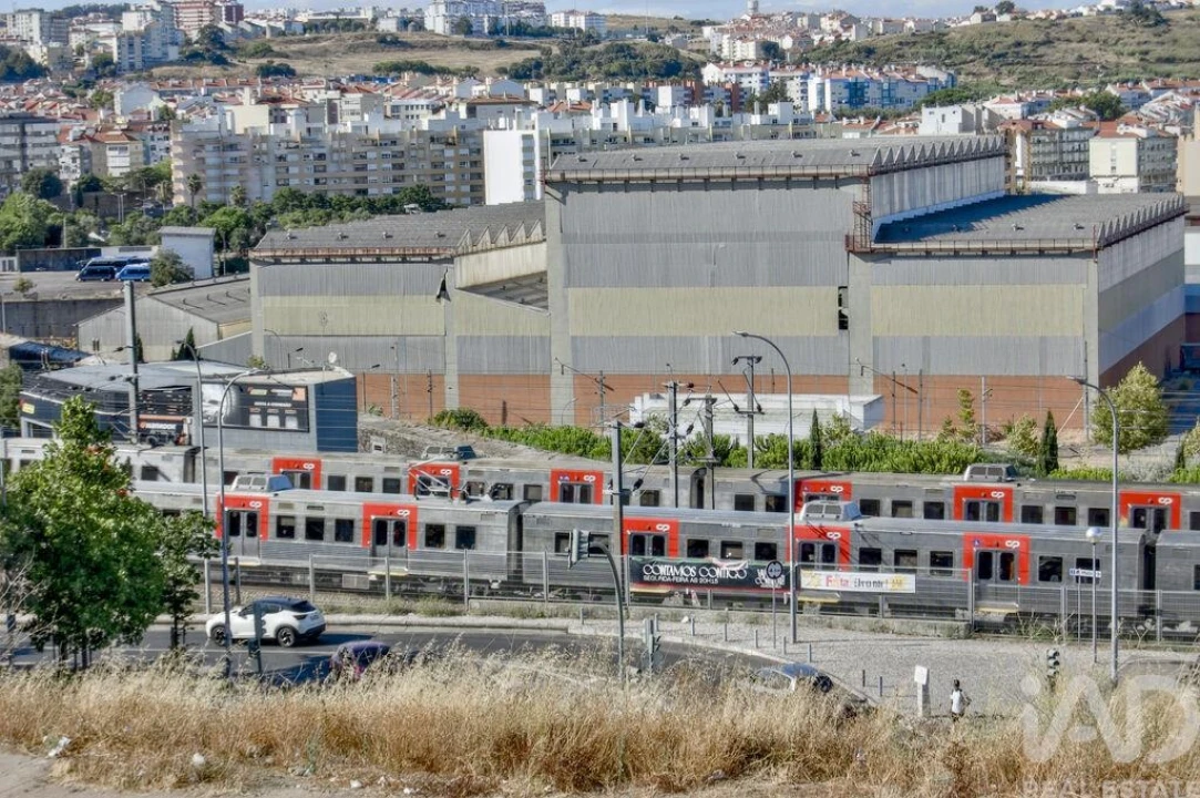 Apartamento T1 para Venda em Alfragide Foto 27