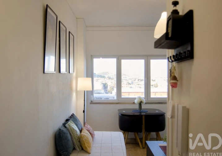 Apartamento T1 para Venda em Alfragide Foto 4