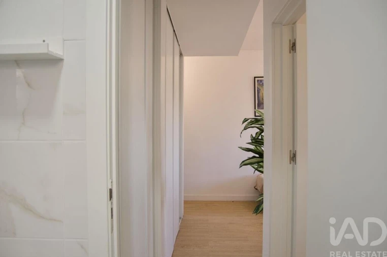 Apartamento T1 para Venda em Alfragide Foto 10