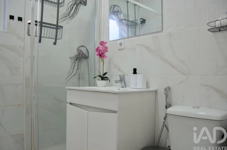 Apartamento T1 para Venda em Alfragide Foto 6