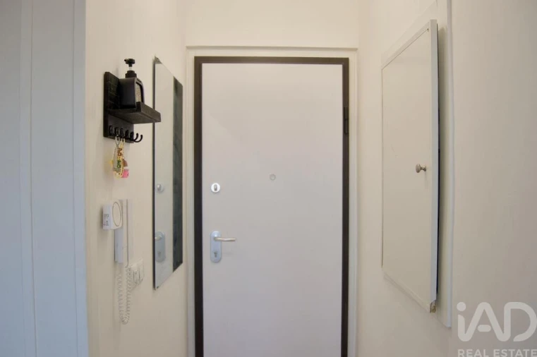 Apartamento T1 para Venda em Alfragide Foto 30