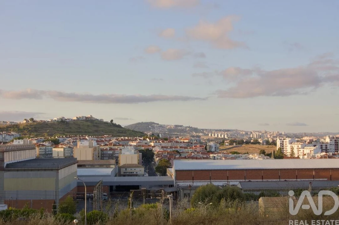 Apartamento T1 para Venda em Alfragide Foto 28