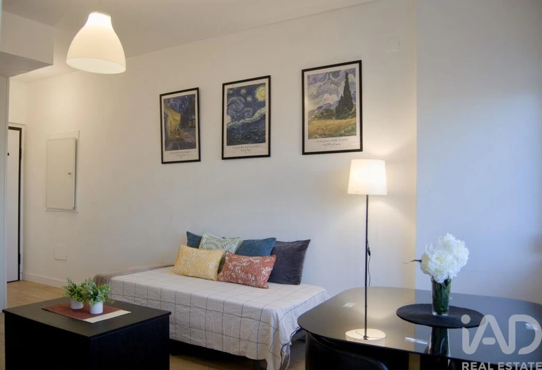 Apartamento T1 para Venda em Alfragide Foto 17