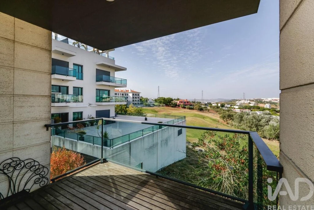 Apartamento T2 para Arrendamento em Lumiar Foto 20