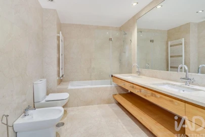 Apartamento T2 para Arrendamento em Lumiar