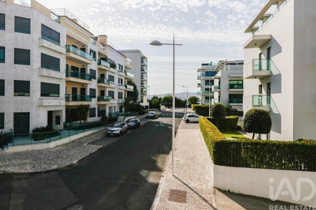 Apartamento T2 para Arrendamento em Lumiar Foto 28