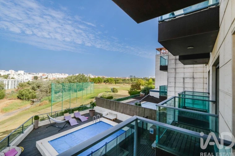 Apartamento T2 para Arrendamento em Lumiar Foto 19