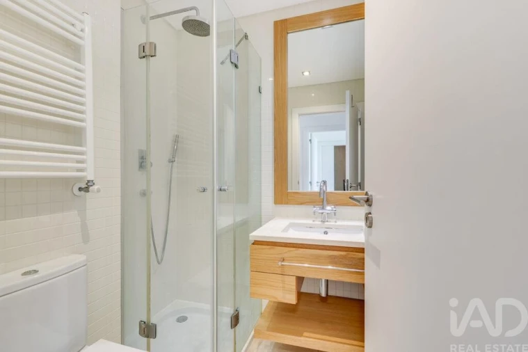 Apartamento T2 para Arrendamento em Lumiar Foto 4