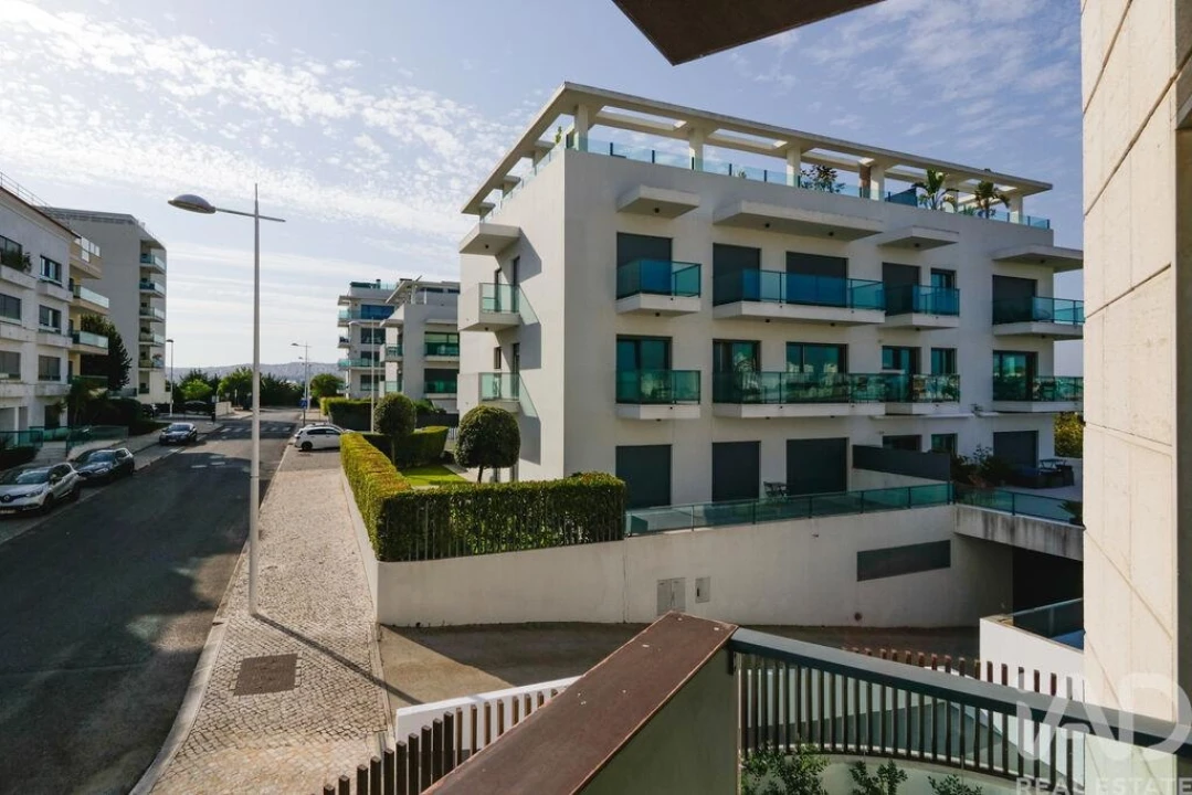Apartamento T2 para Arrendamento em Lumiar Foto 27