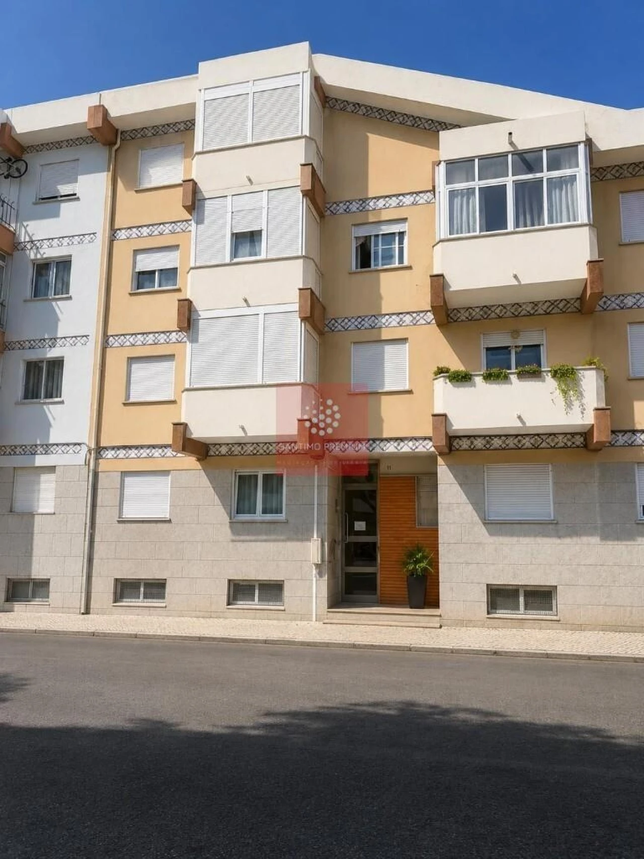 Apartamento T2 para Venda em Alfragide Foto 39