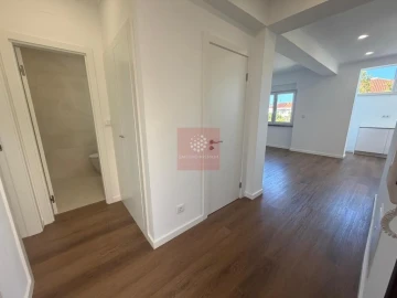Apartamento T2 para Venda em Alfragide