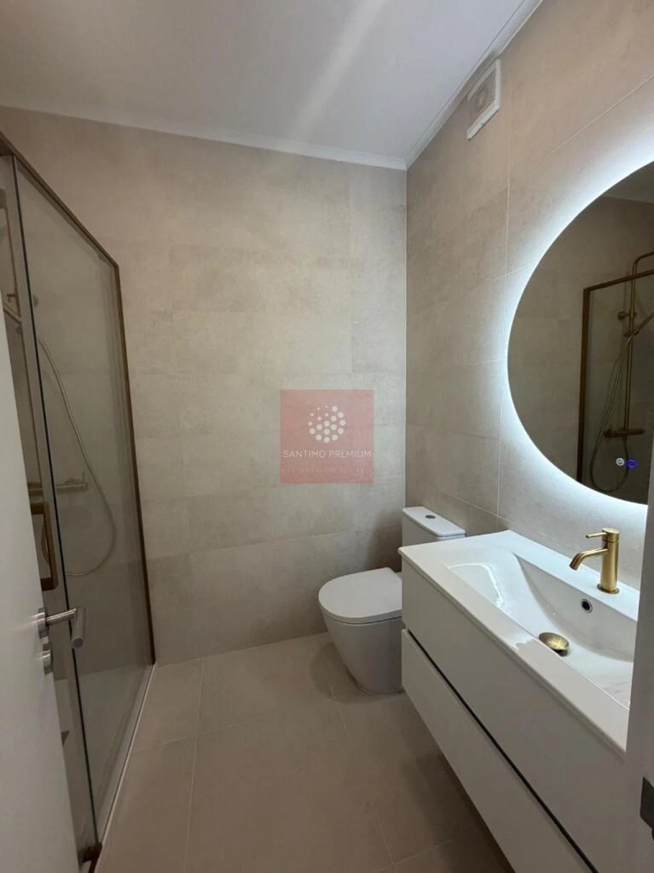 Apartamento T2 para Venda em Alfragide Foto 32