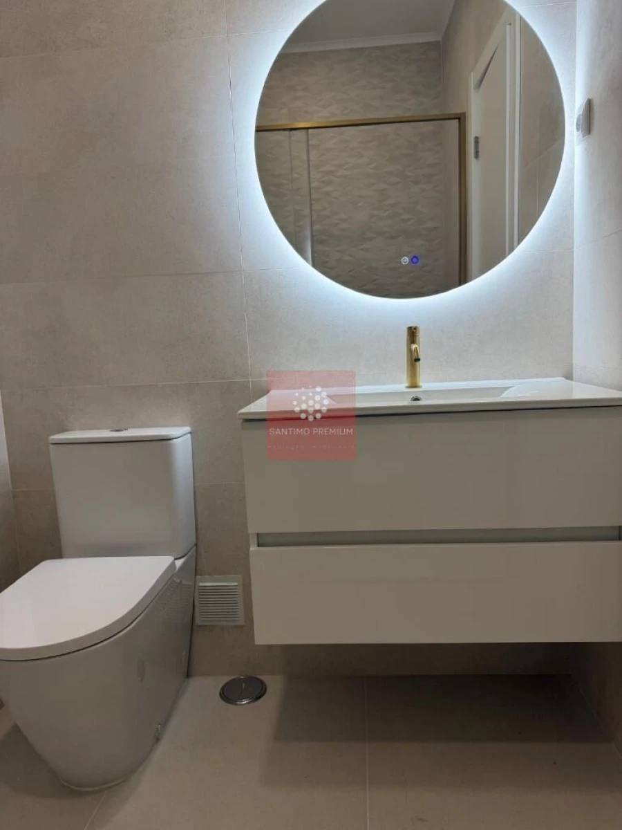 Apartamento T2 para Venda em Alfragide Foto 15