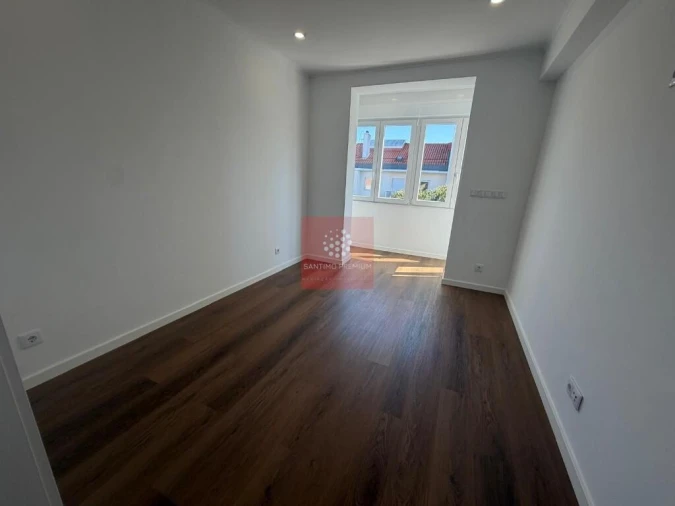 Apartamento T2 para Venda em Alfragide Foto 26