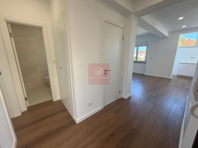 Apartamento T2 para Venda em Alfragide Foto 22