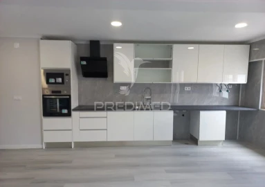 Apartamento T4 para Venda em Amora