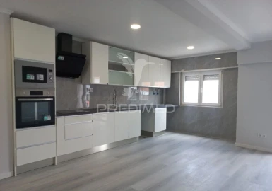 Apartamento T4 para Venda em Amora