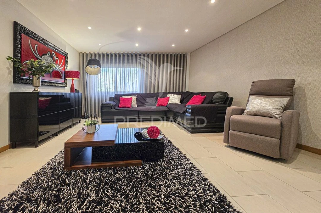 Apartamento T3 para Venda em Real, Dume e Semelhe Foto 1