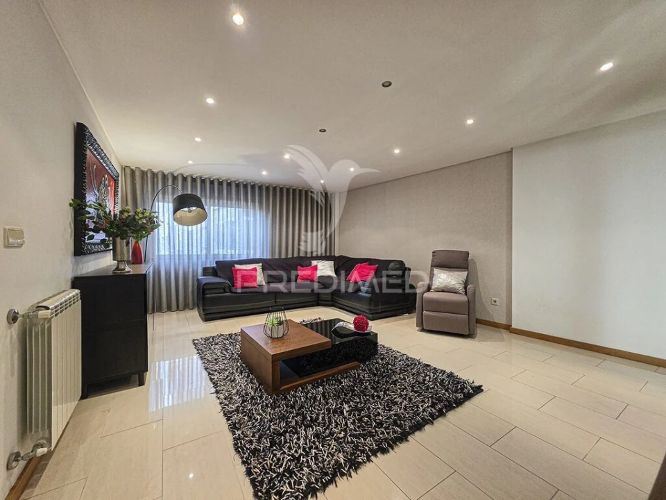 Apartamento T3 para Venda em Real, Dume e Semelhe Foto 2