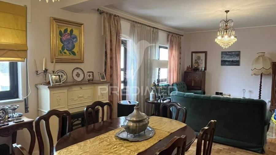 Apartamento T4 para Venda em Avelãs de Ambom e Rocamondo