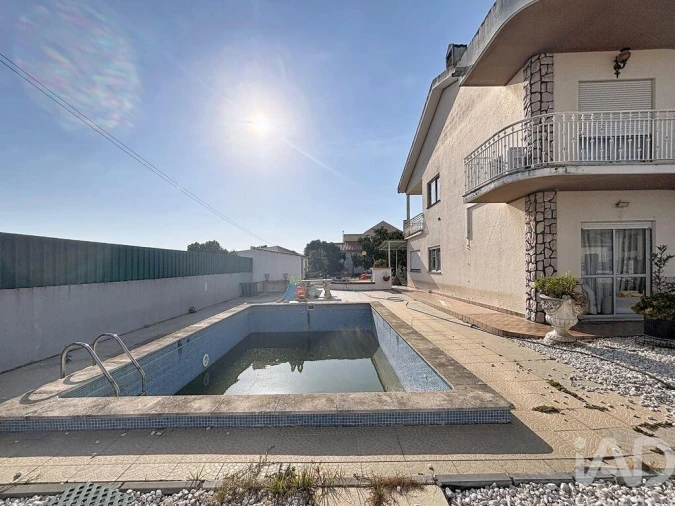 Moradia T4 para Venda em Fernao Ferro Foto 5