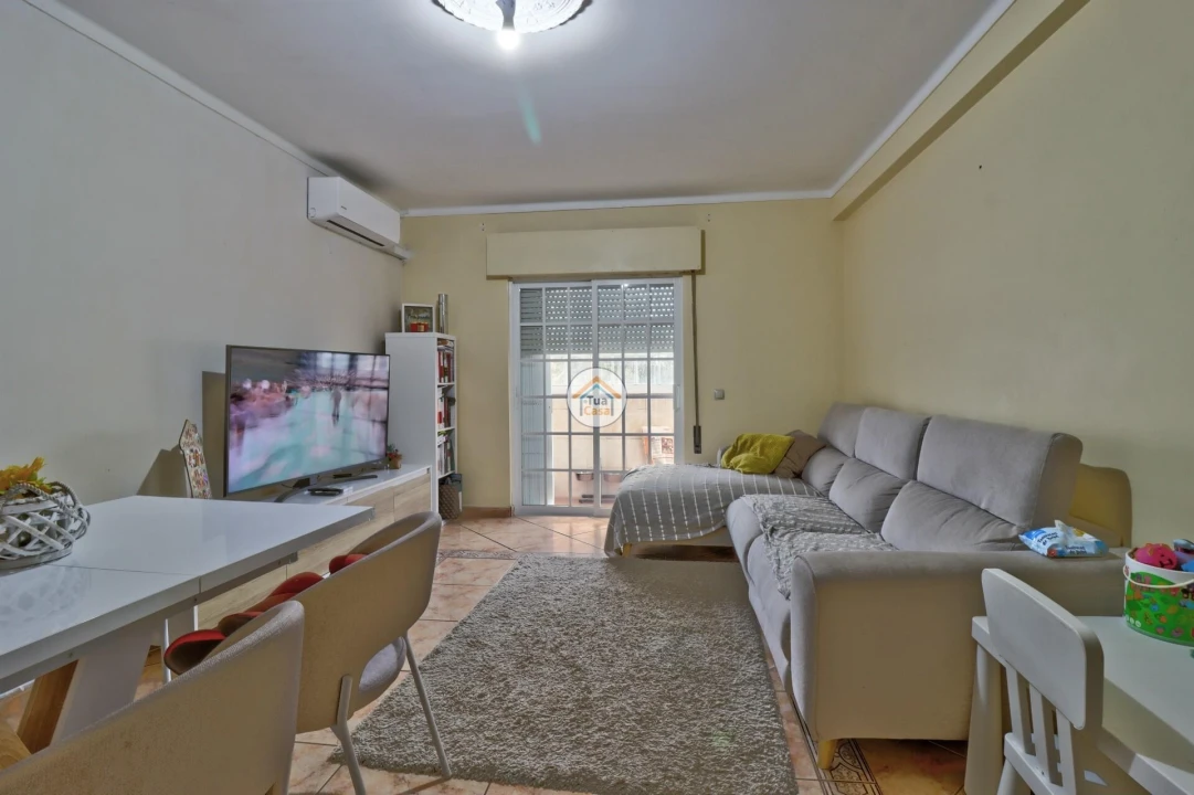 Apartamento T2 para Venda em Olhão Foto 6