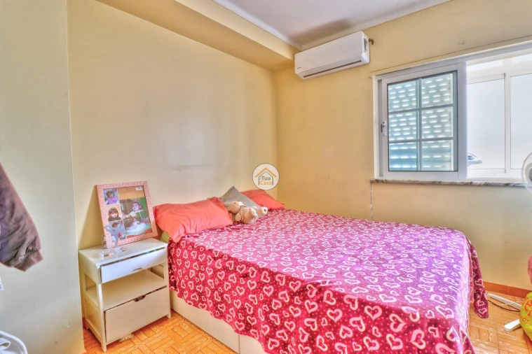 Apartamento T2 para Venda em Olhão Foto 13