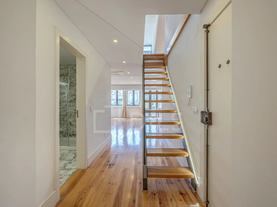 Apartamento T3 para Venda em São Vicente Foto 5