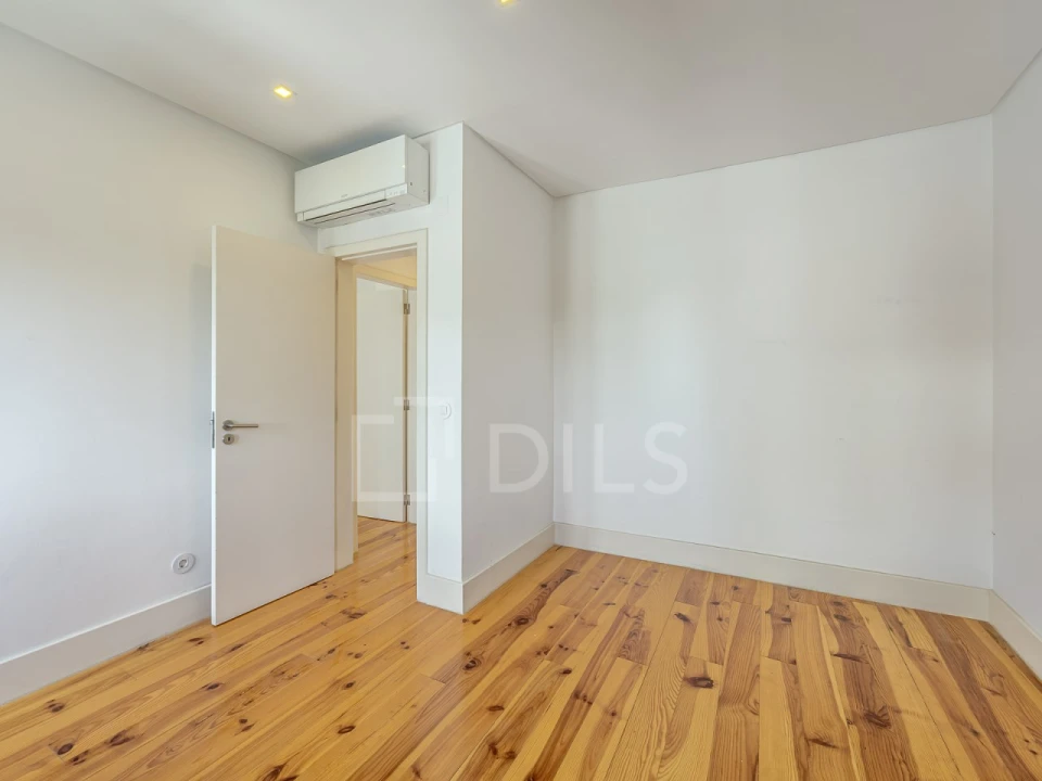 Apartamento T3 para Venda em São Vicente Foto 14