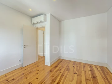 Apartamento T3 para Venda em São Vicente