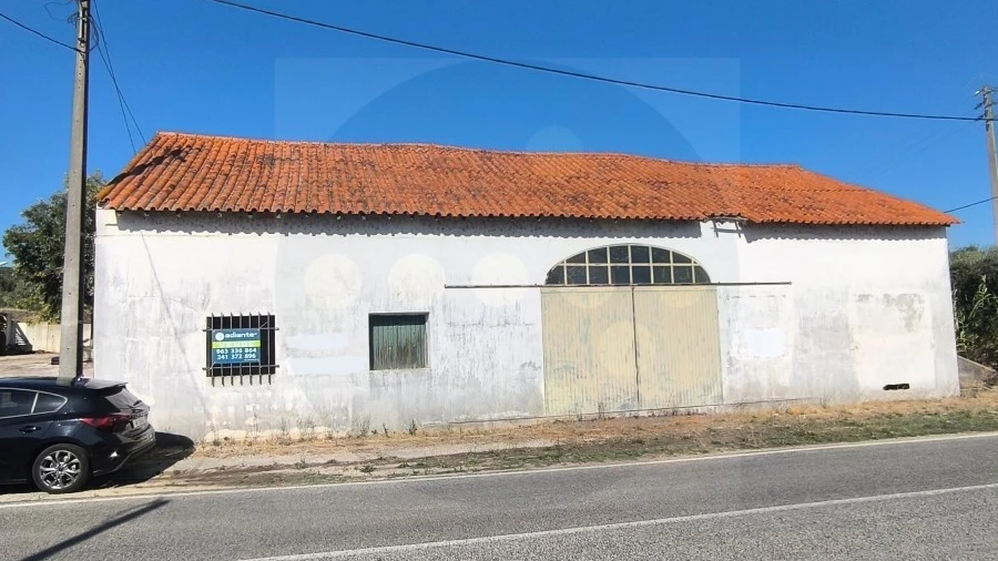 Armazém para Venda em Rio de Moinhos