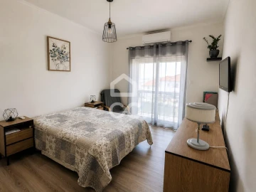 Apartamento T2 para Venda em Malveira e São Miguel de Alcainça