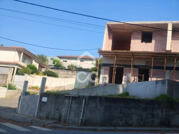 Moradia T3 para Venda em Vale (São Martinho)