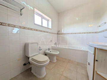Moradia T3 para Venda em Loule (São Clemente)