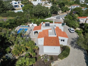 Moradia T3 para Venda em Lagoa e Carvoeiro