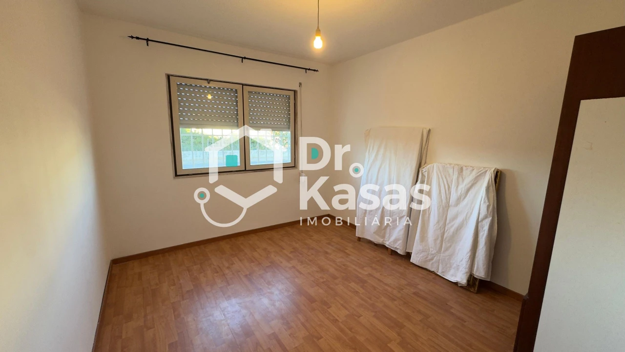 Apartamento T1 para Venda em Santo Antonio da Charneca Foto 20