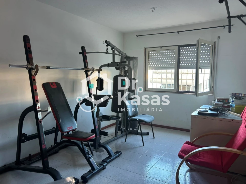 Apartamento T1 para Venda em Santo Antonio da Charneca Foto 11
