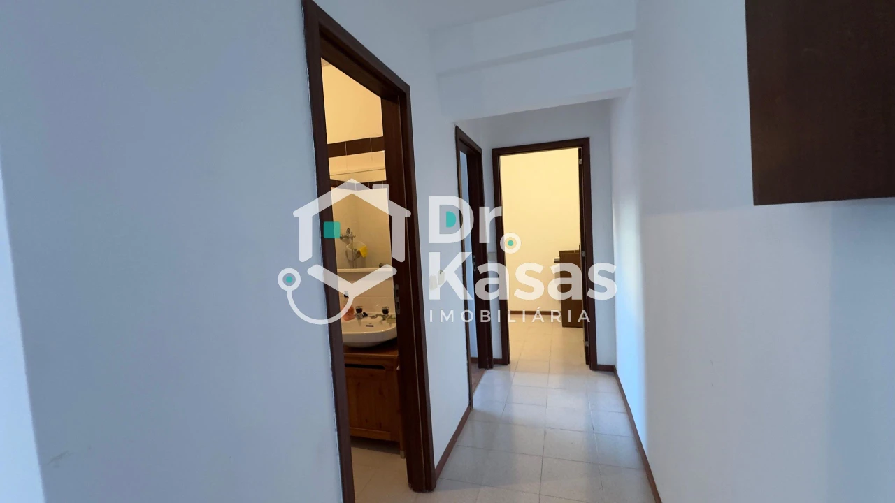 Apartamento T1 para Venda em Santo Antonio da Charneca Foto 18