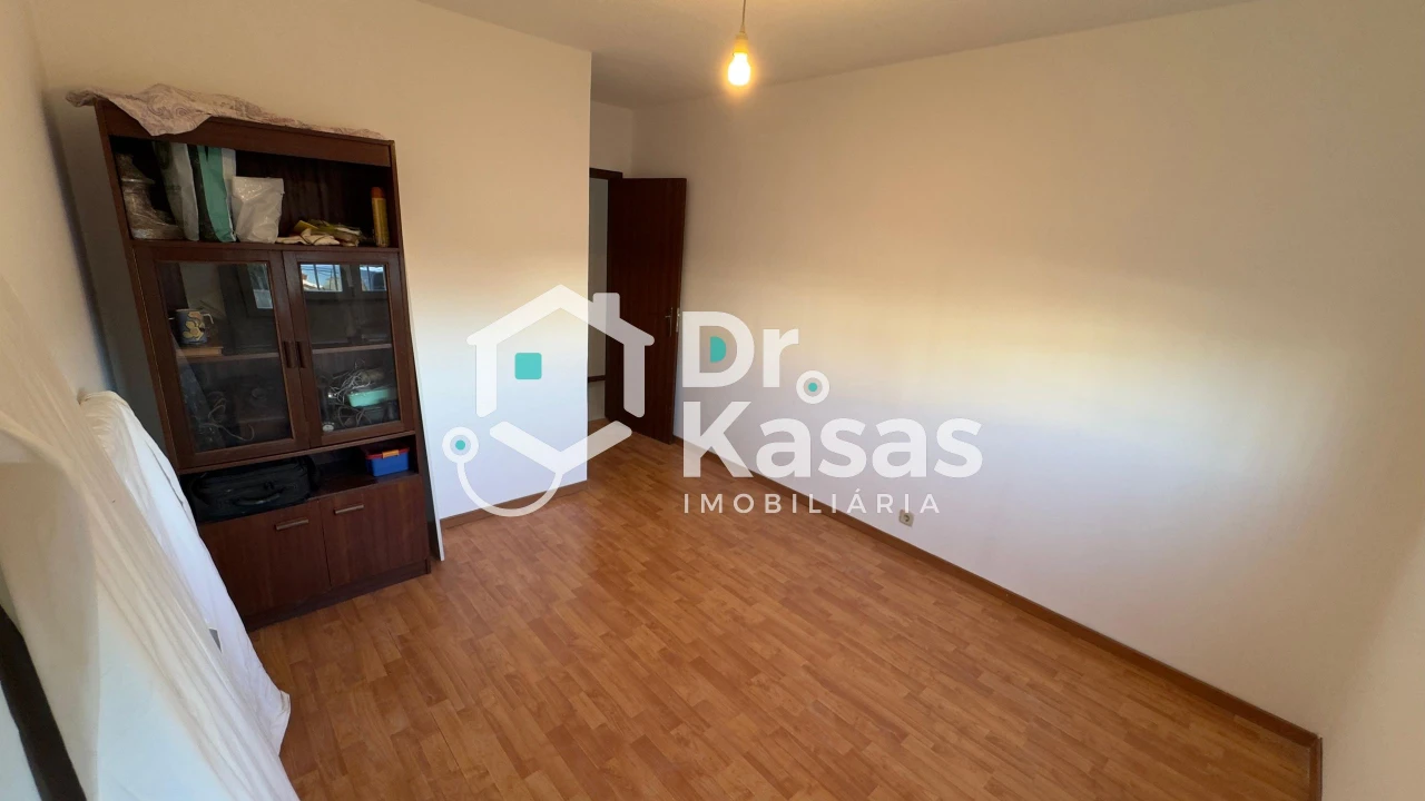 Apartamento T1 para Venda em Santo Antonio da Charneca Foto 21