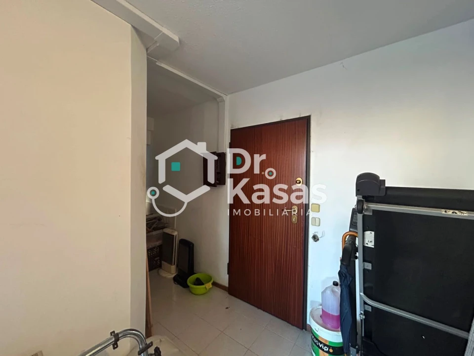 Apartamento T1 para Venda em Santo Antonio da Charneca Foto 8