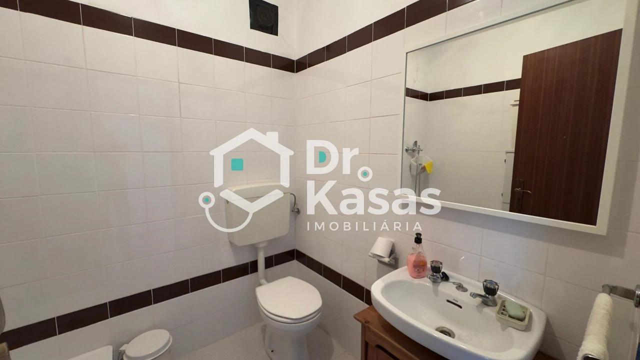 Apartamento T1 para Venda em Santo Antonio da Charneca Foto 19