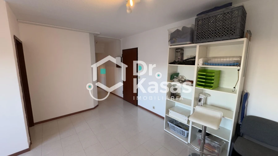 Apartamento T1 para Venda em Santo Antonio da Charneca Foto 11