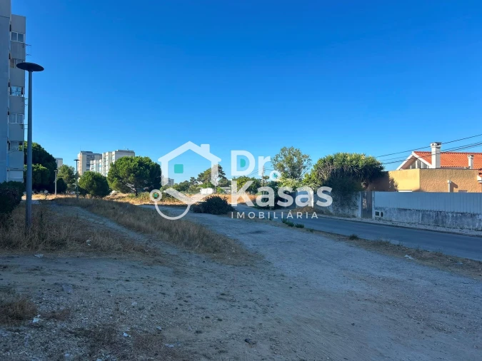 Apartamento T1 para Venda em Santo Antonio da Charneca Foto 24