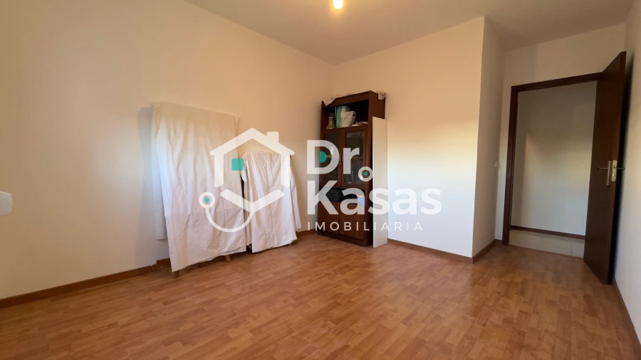 Apartamento T1 para Venda em Santo Antonio da Charneca Foto 5