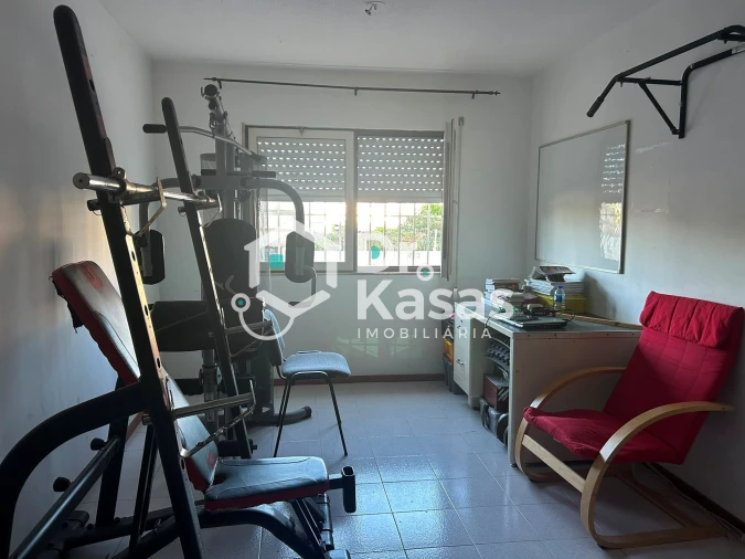 Apartamento T1 para Venda em Santo Antonio da Charneca Foto 12