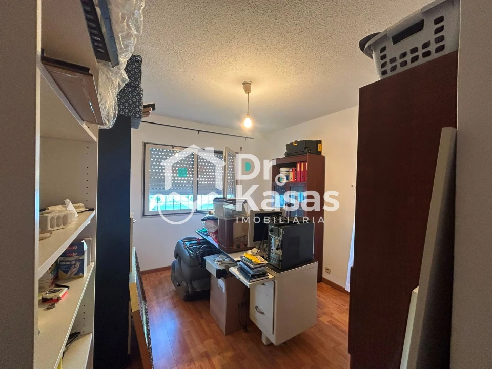 Apartamento T1 para Venda em Santo Antonio da Charneca Foto 17